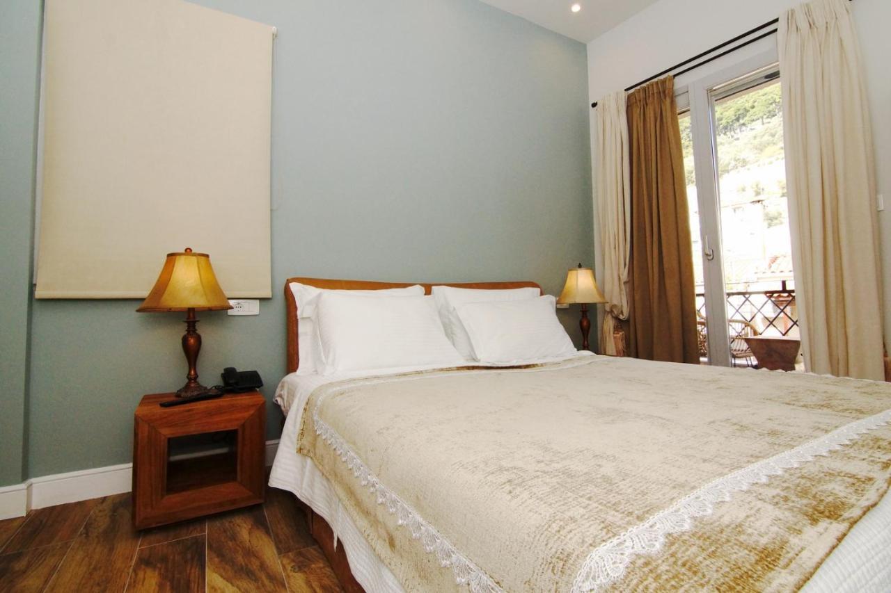 Hotel Amaryllis Nafpaktos Exterior foto